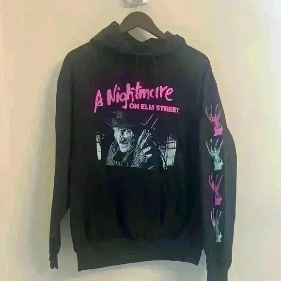 NWOT Unisex A Night On Elm Street Hoodie. Size M - Picture 1 of 3